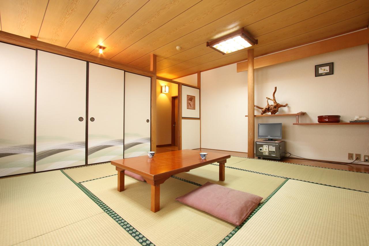 Atarashiya Ryokan Hinagu Esterno foto