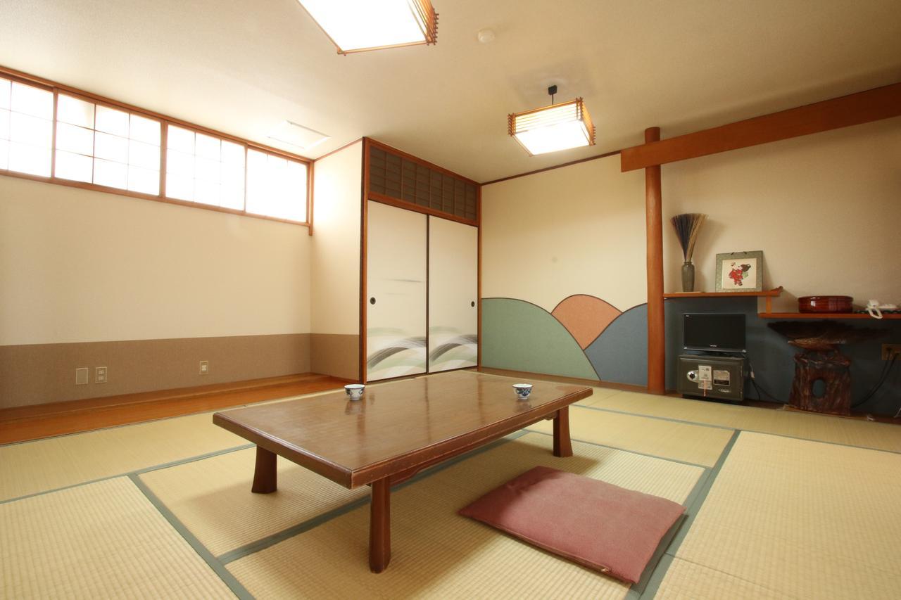 Atarashiya Ryokan Hinagu Esterno foto